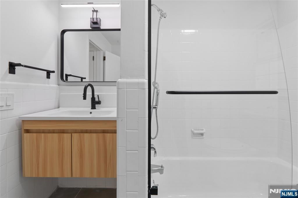 4 Marconi Street Property Photo 18
