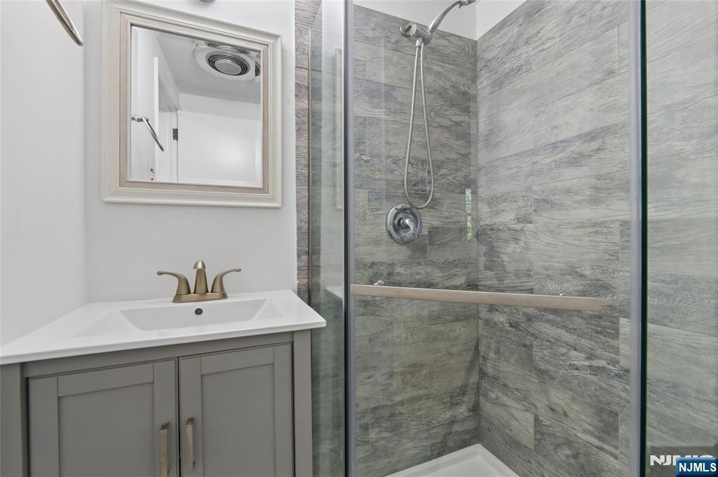 4 Marconi Street Property Photo 19