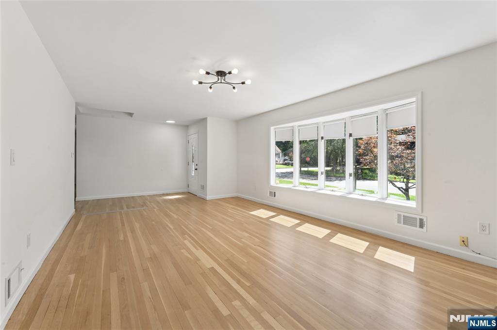 4 Marconi Street Property Photo 31