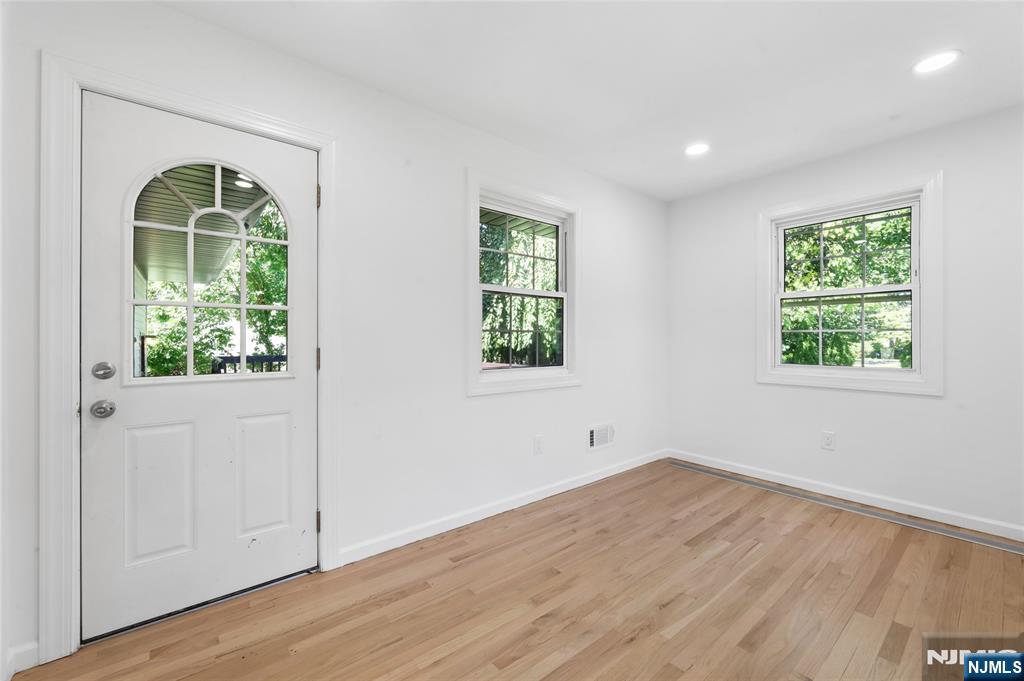 4 Marconi Street Property Photo 33