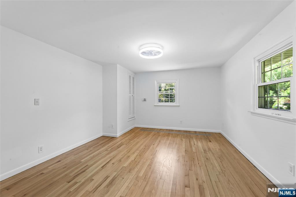 4 Marconi Street Property Photo 34