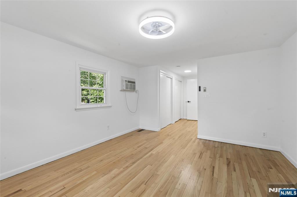 4 Marconi Street Property Photo 36