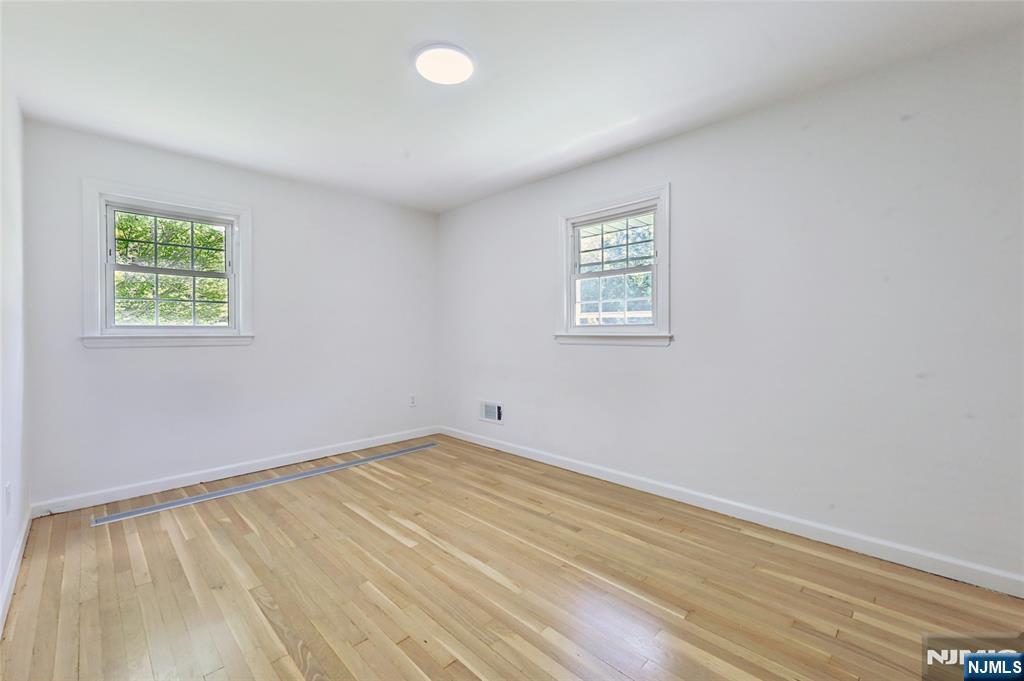 4 Marconi Street Property Photo 38