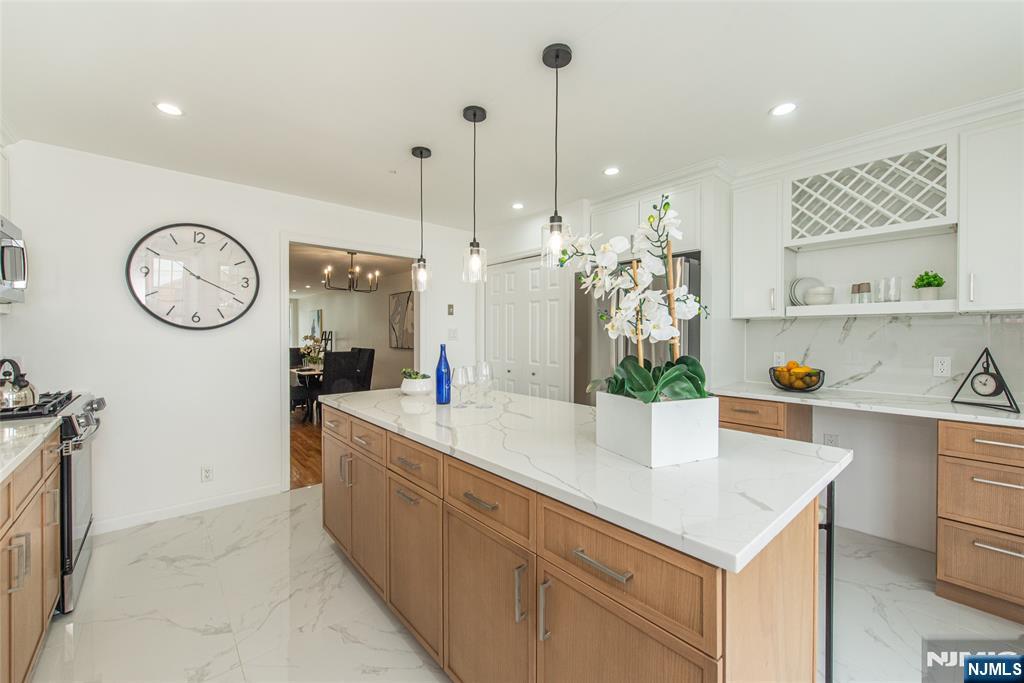 24 Van Pelt Property Photo 7