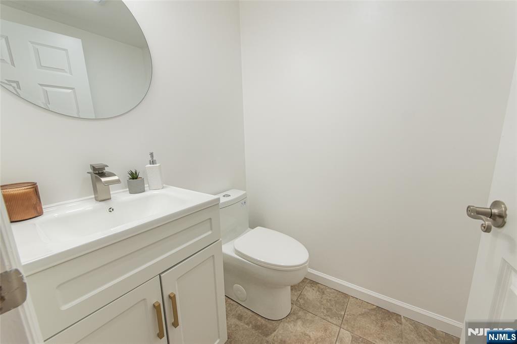 24 Van Pelt Property Photo 21