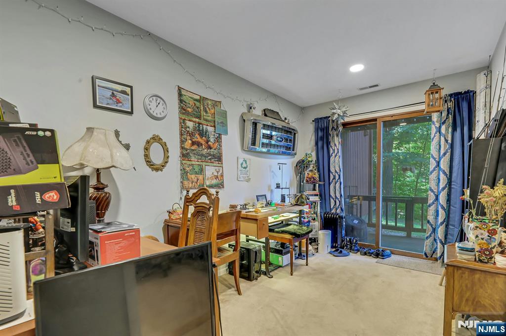 4 Davos Drive 9 Property Photo 12