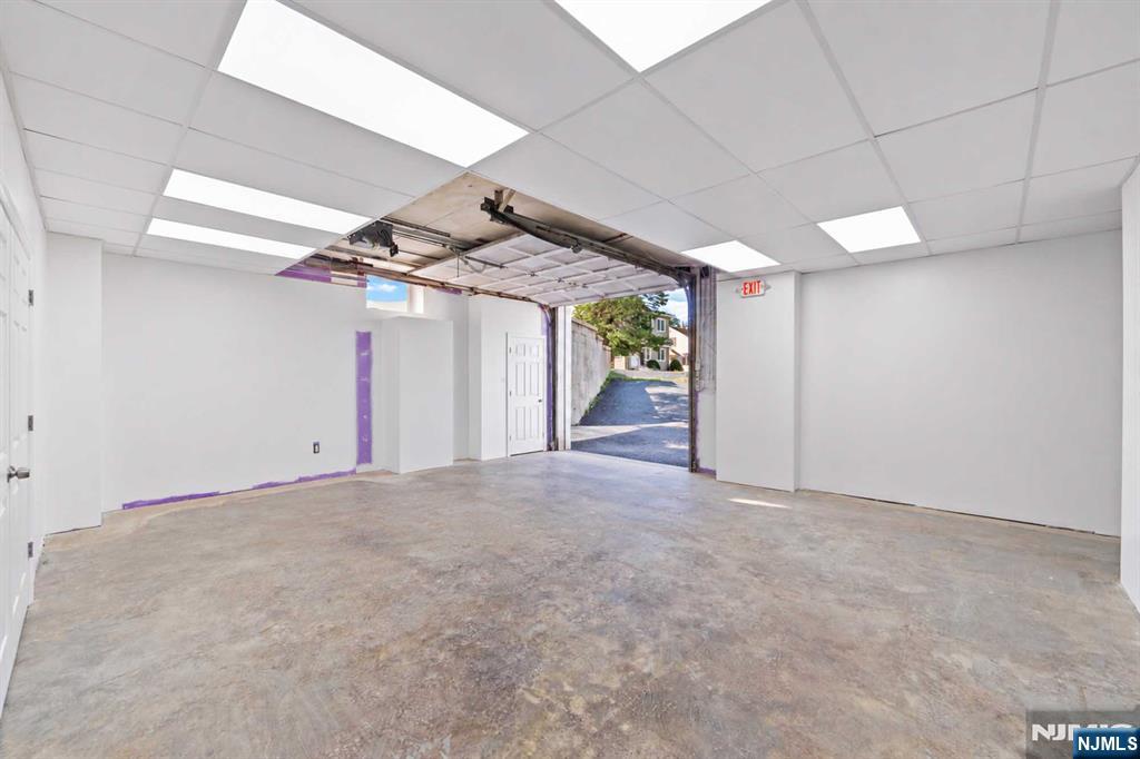 744 Paterson Property Photo 10