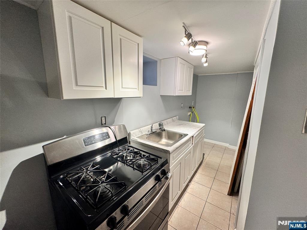 11 Joyce Street Property Photo 22