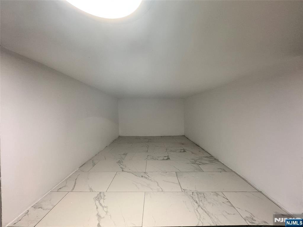 11 Joyce Street Property Photo 29