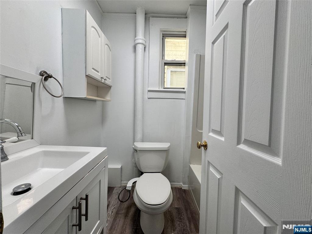 11 Joyce Street Property Photo 33