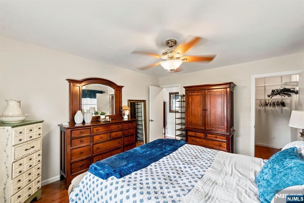 1135 Valley Road B Property Photo 12