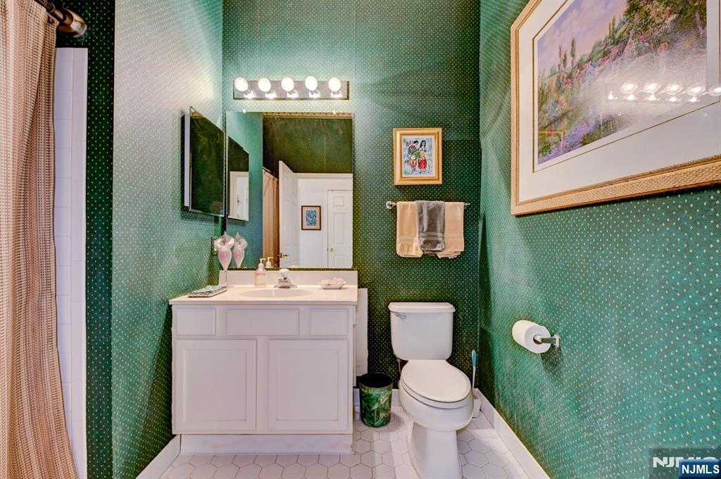 1409 Four Seasons Drive Property Photo 22