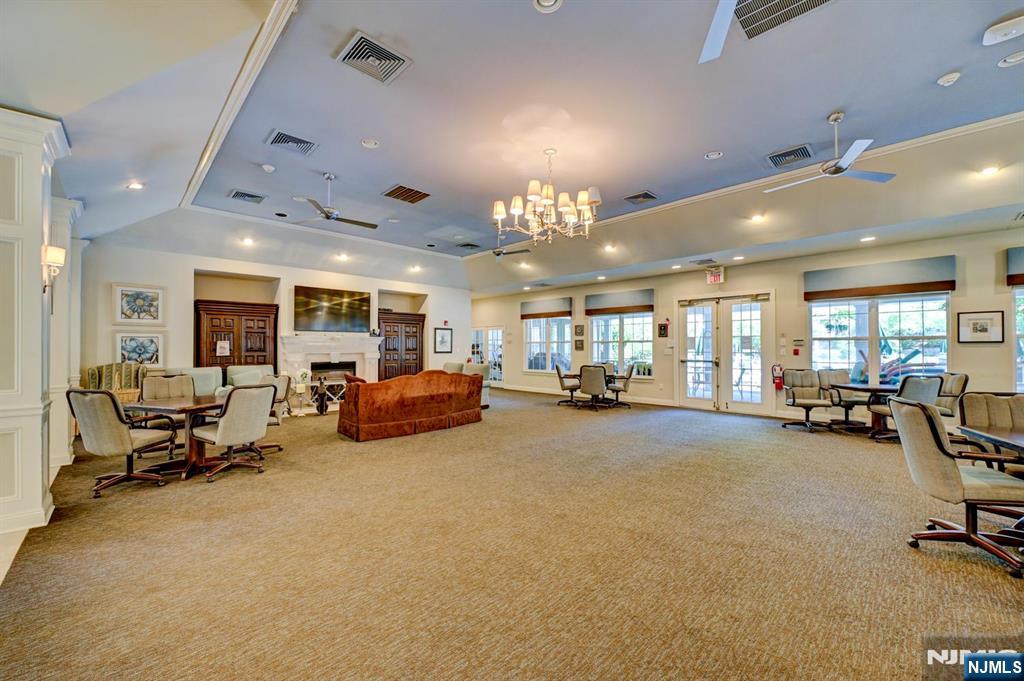 1409 Four Seasons Drive Property Photo 31
