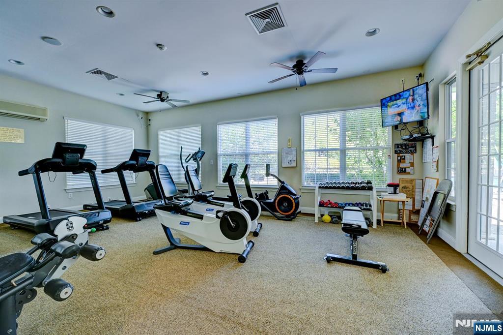 1409 Four Seasons Drive Property Photo 32