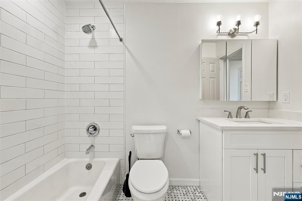 113 Alpine Court 13 Property Photo 24
