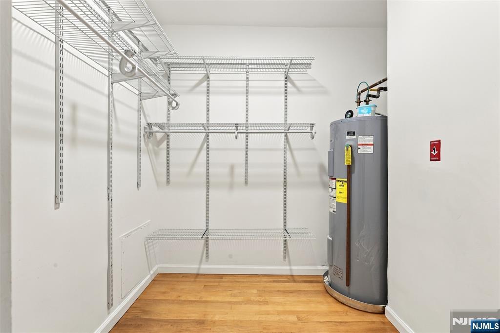 399 11th Street 206 Property Photo 20