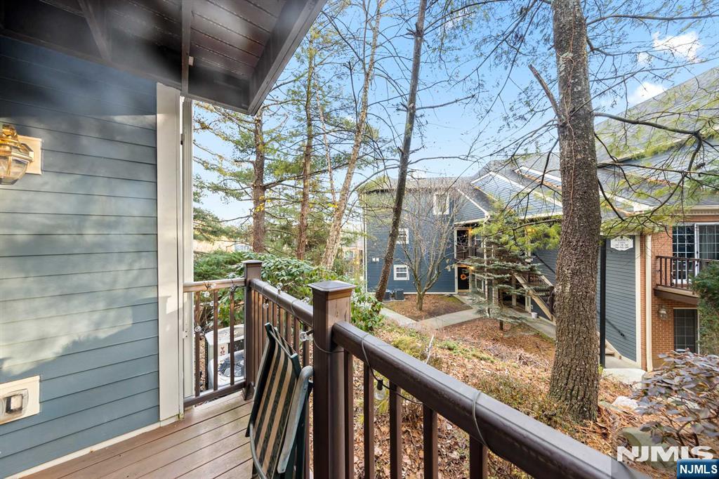 208 Cambridge Drive Property Photo 11