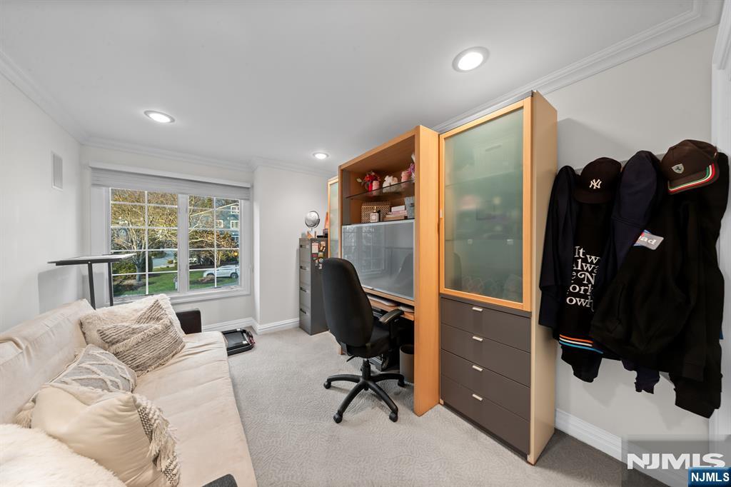 208 Cambridge Drive Property Photo 15