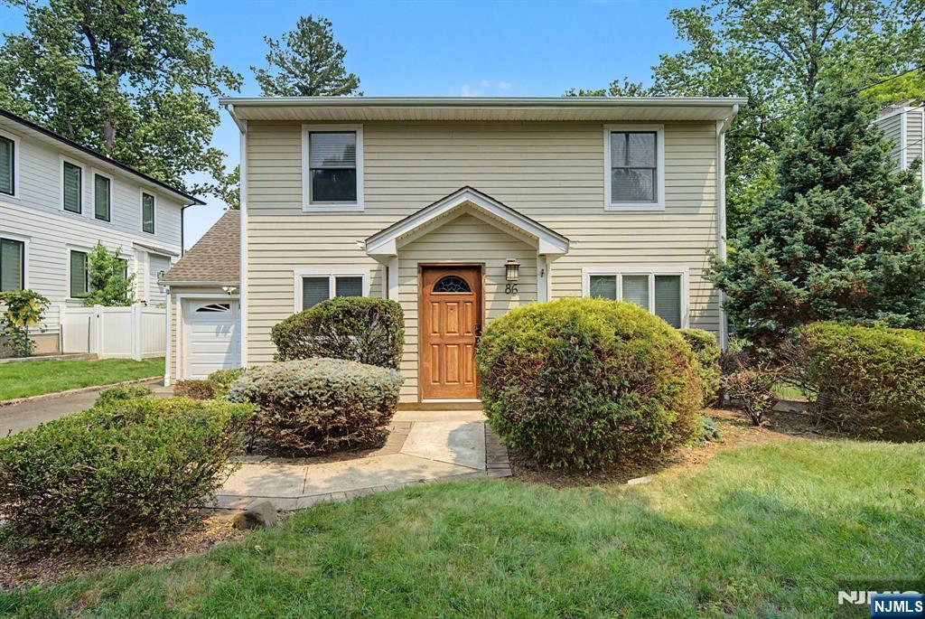 86 Hazelton Terrace Property Photo 1