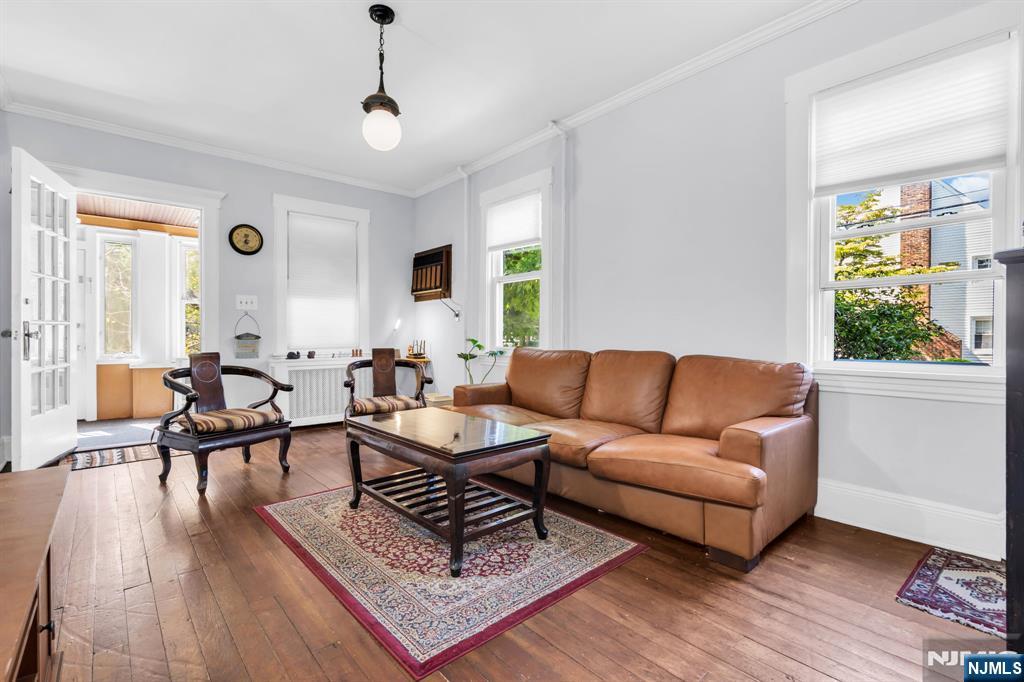 246 Washington Avenue Property Photo 8