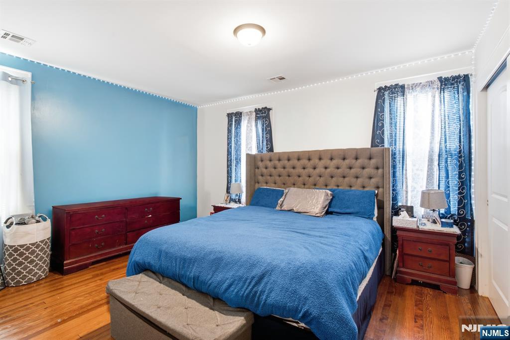 10 Lentz Place Property Photo 15