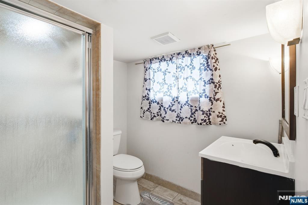 10 Lentz Place Property Photo 19