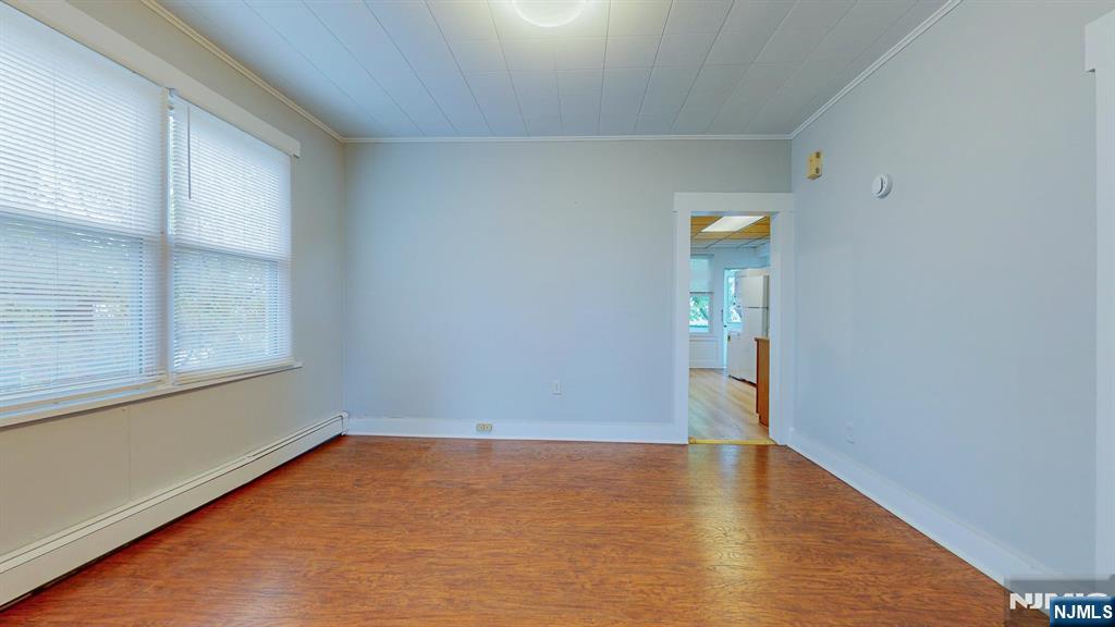 518 Forest Street 5 Property Photo 10