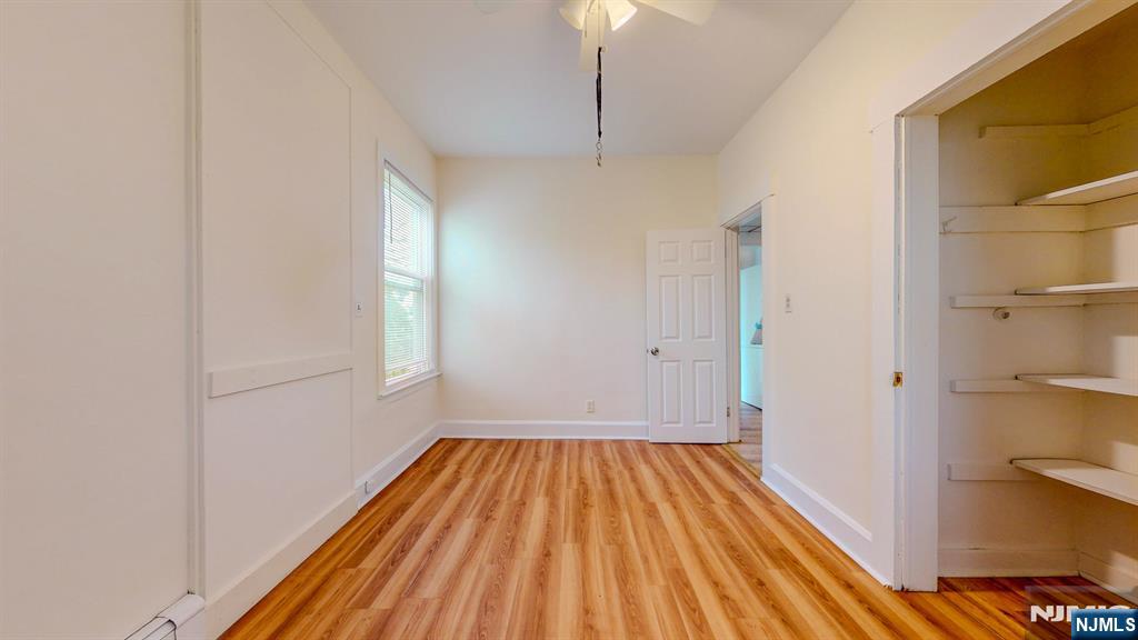 518 Forest Street 5 Property Photo 15