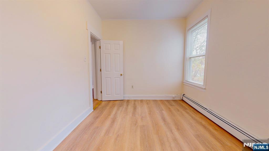 518 Forest Street 5 Property Photo 18