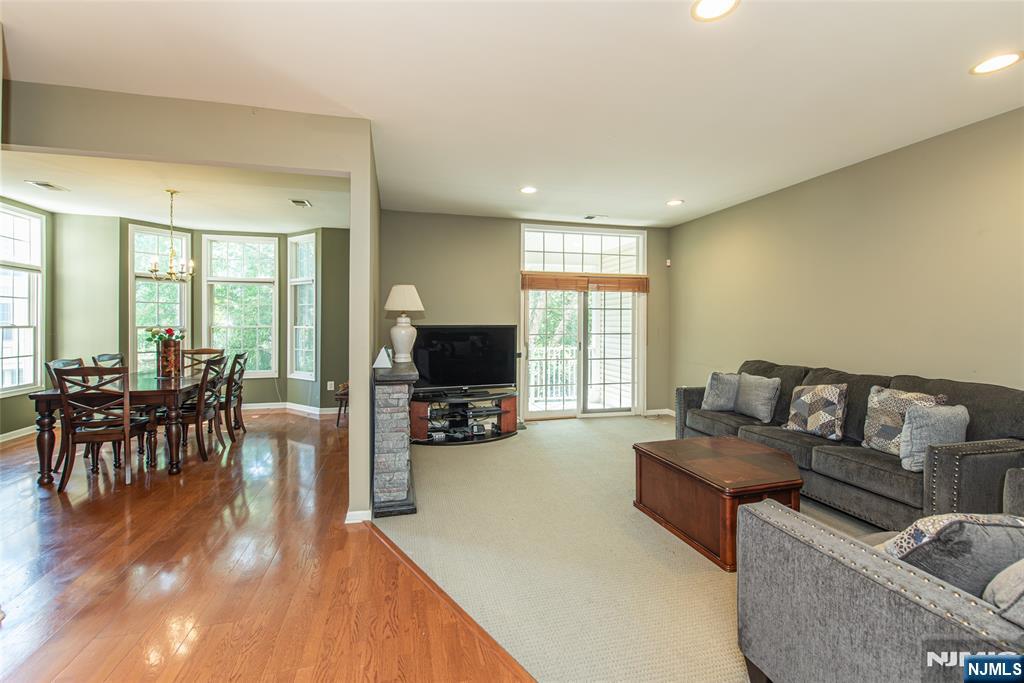 121 Turlington Court Property Photo 10