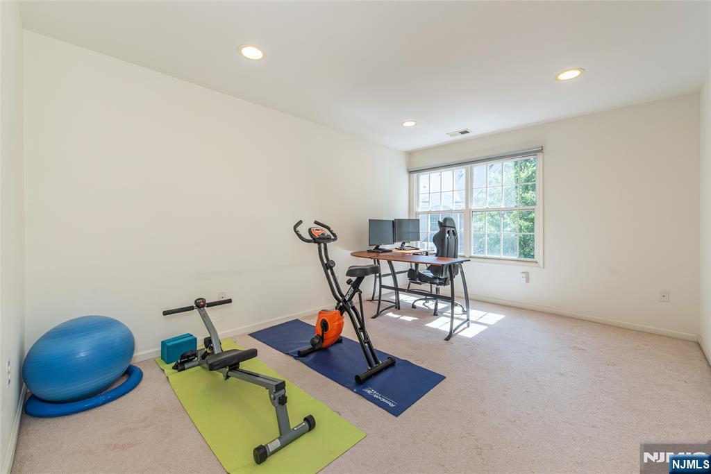 121 Turlington Court Property Photo 18
