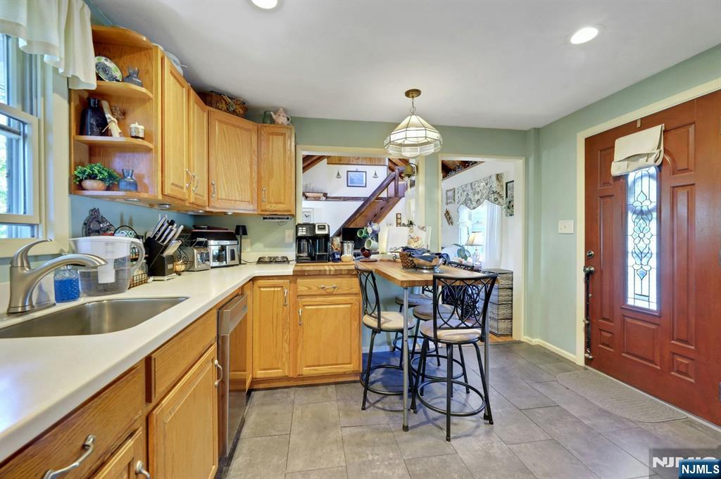 2 Kushaqua Trail Property Photo 11