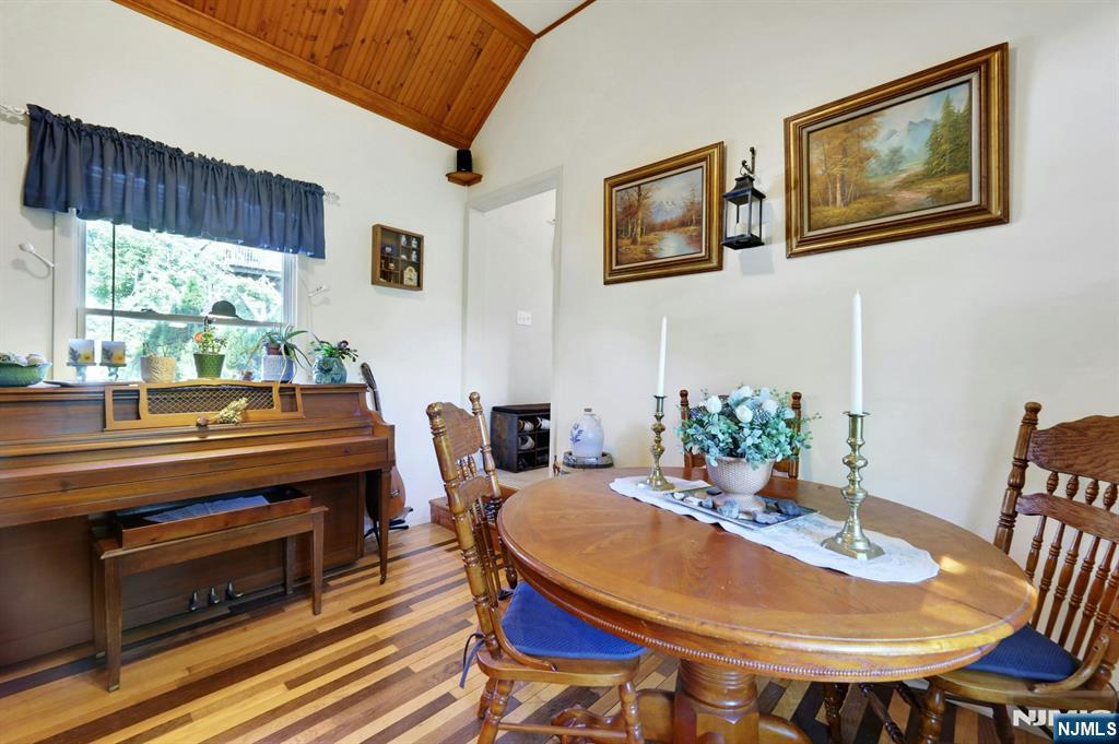 2 Kushaqua Trail Property Photo 13