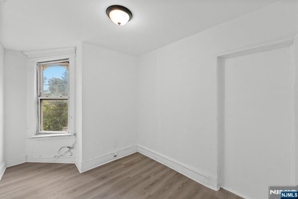 212 11th Street Property Photo 12