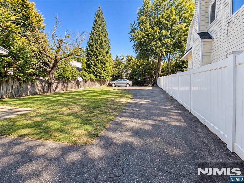 190 County Road 1 Property Photo 13