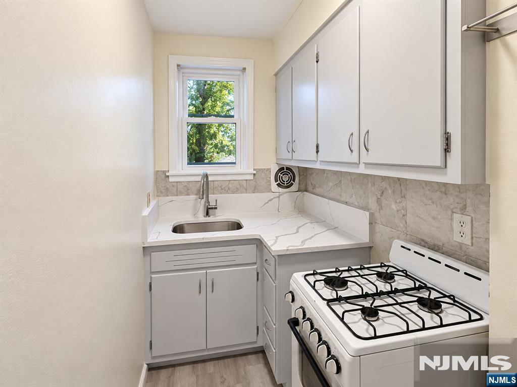 190 County Road 1 Property Photo 17