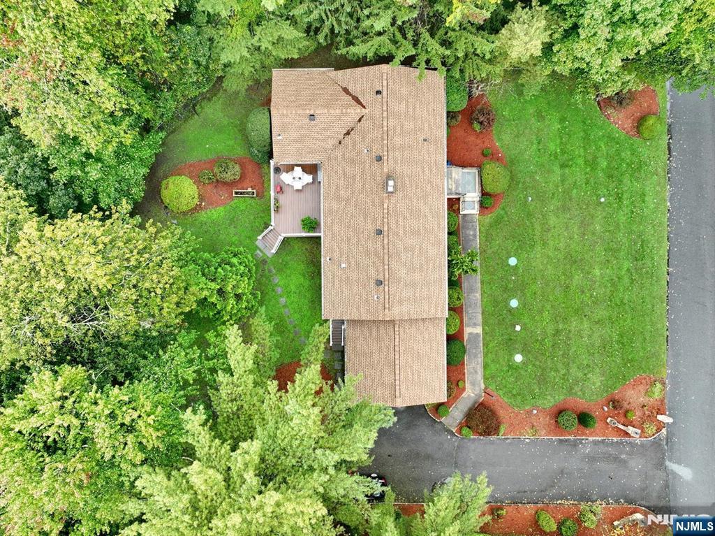331 Forest Glen Avenue Property Photo 29