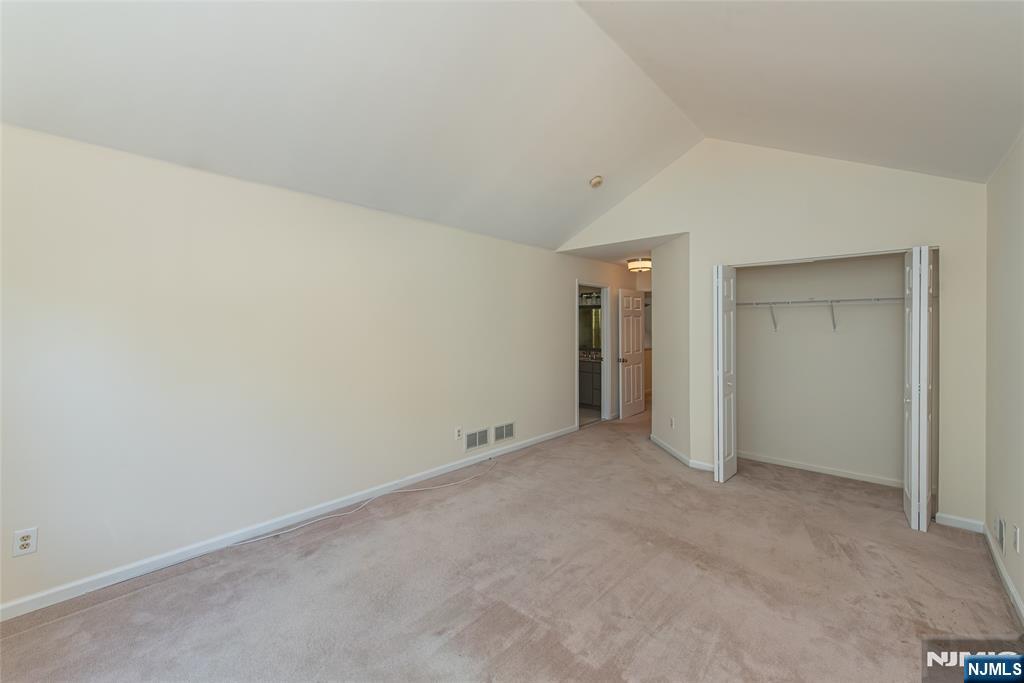 122 Woodmont Drive Property Photo 12