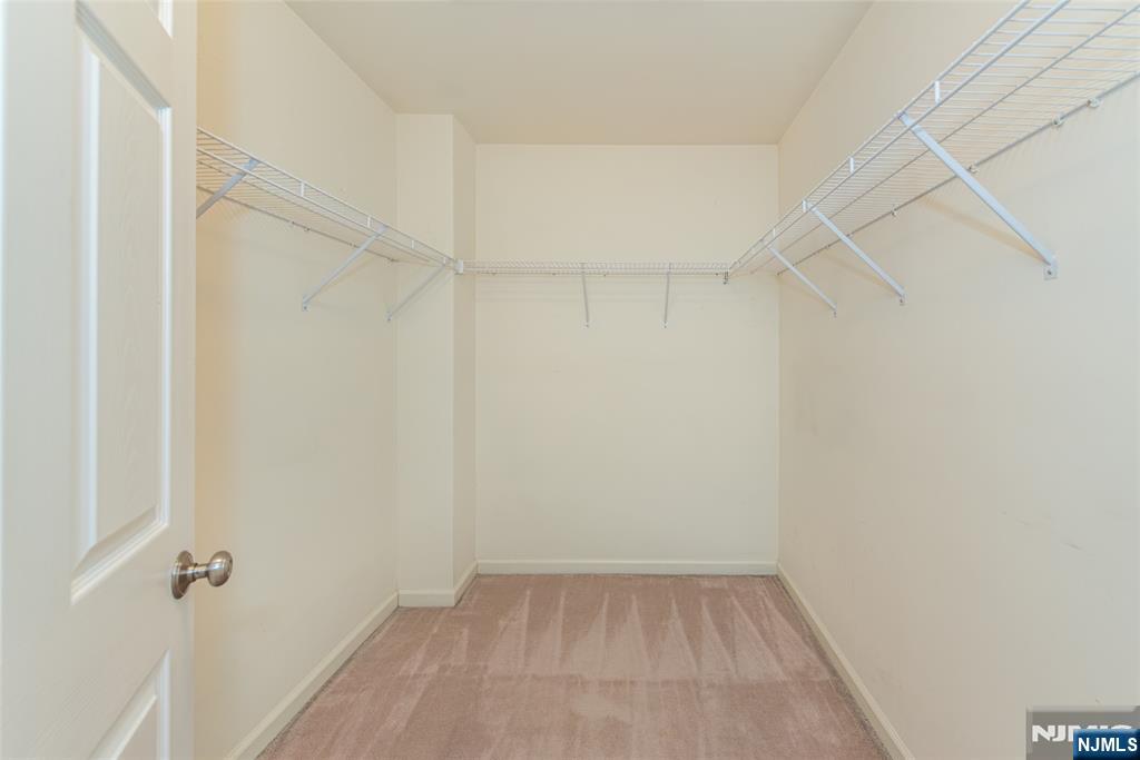 122 Woodmont Drive Property Photo 14