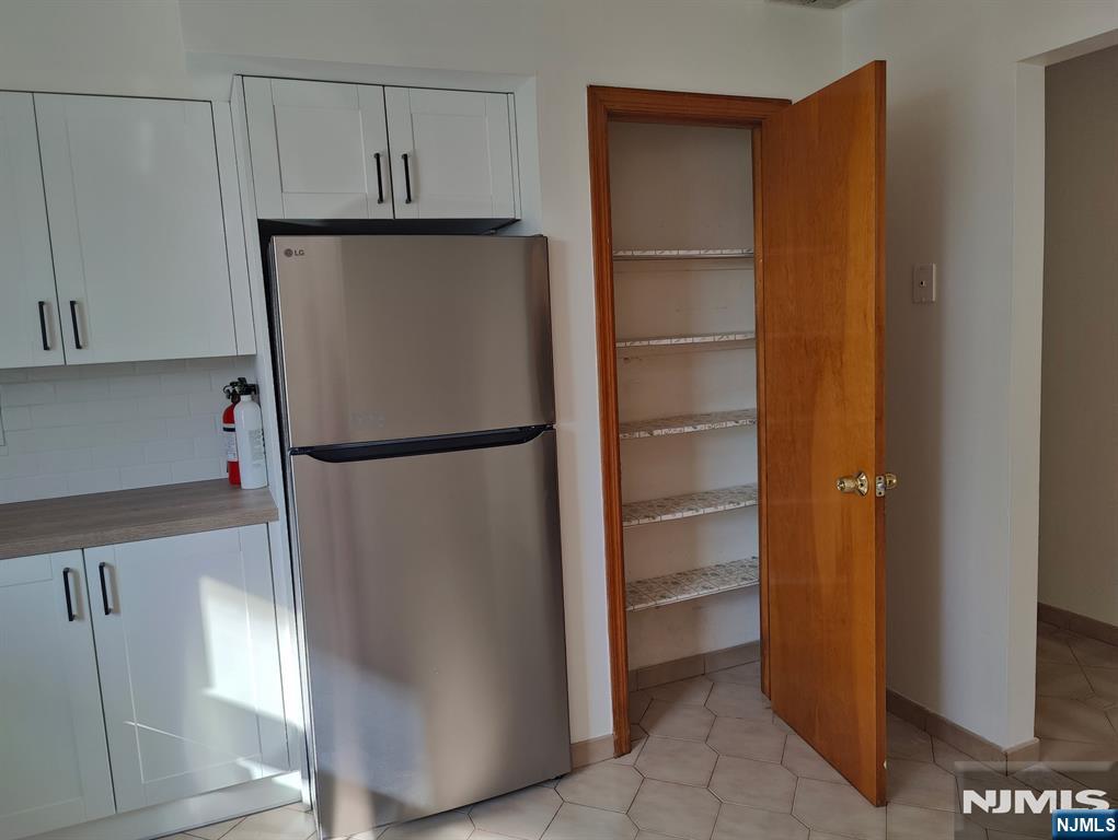 447 Jersey Avenue Property Photo 7