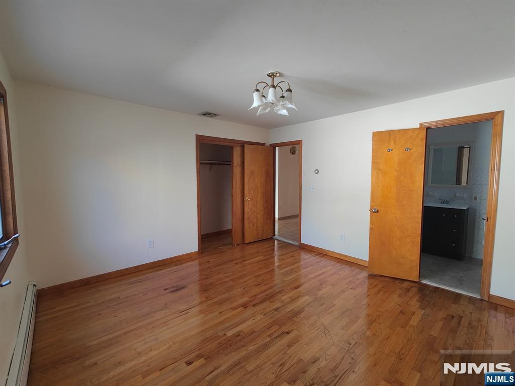 447 Jersey Avenue Property Photo 11