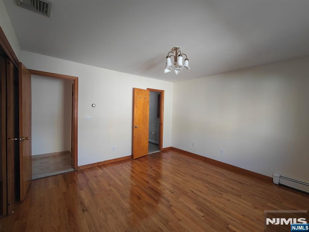 447 Jersey Avenue Property Photo 12
