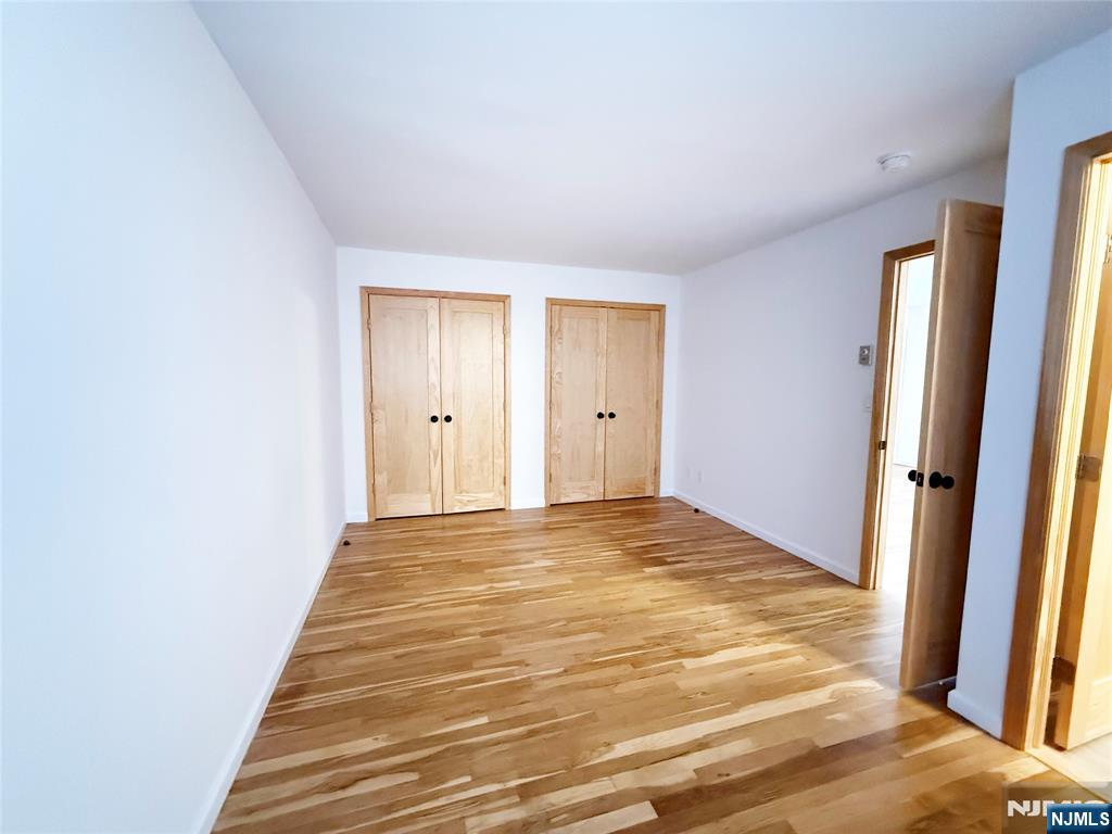 72 E Main Street 10 Property Photo 10