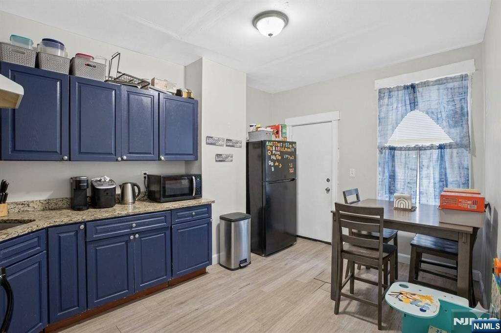 160 Fulton Avenue Property Photo 8
