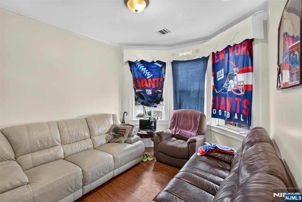 160 Fulton Avenue Property Photo 10