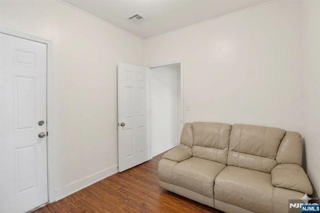 160 Fulton Avenue Property Photo 11