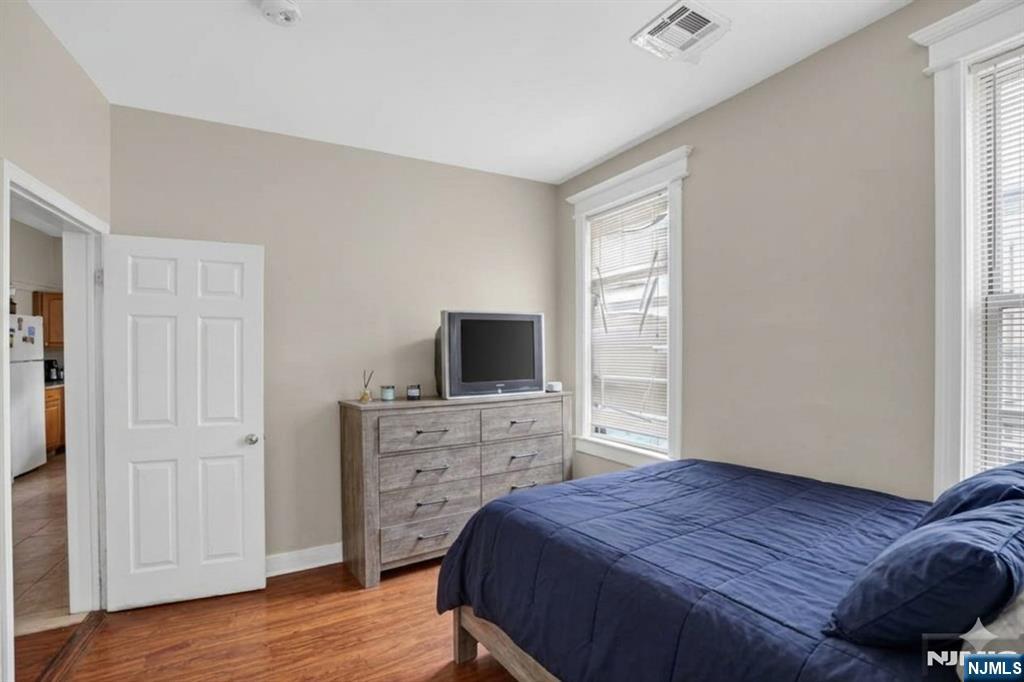 160 Fulton Avenue Property Photo 18