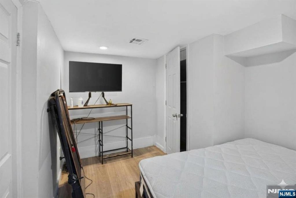 160 Fulton Avenue Property Photo 24