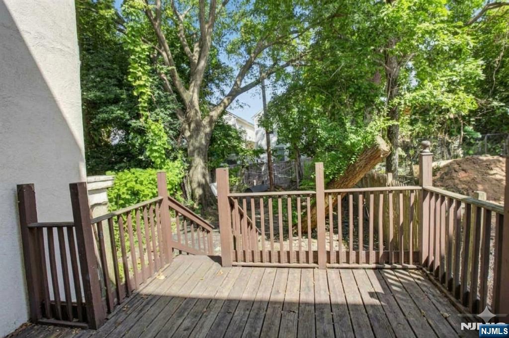 160 Fulton Avenue Property Photo 32