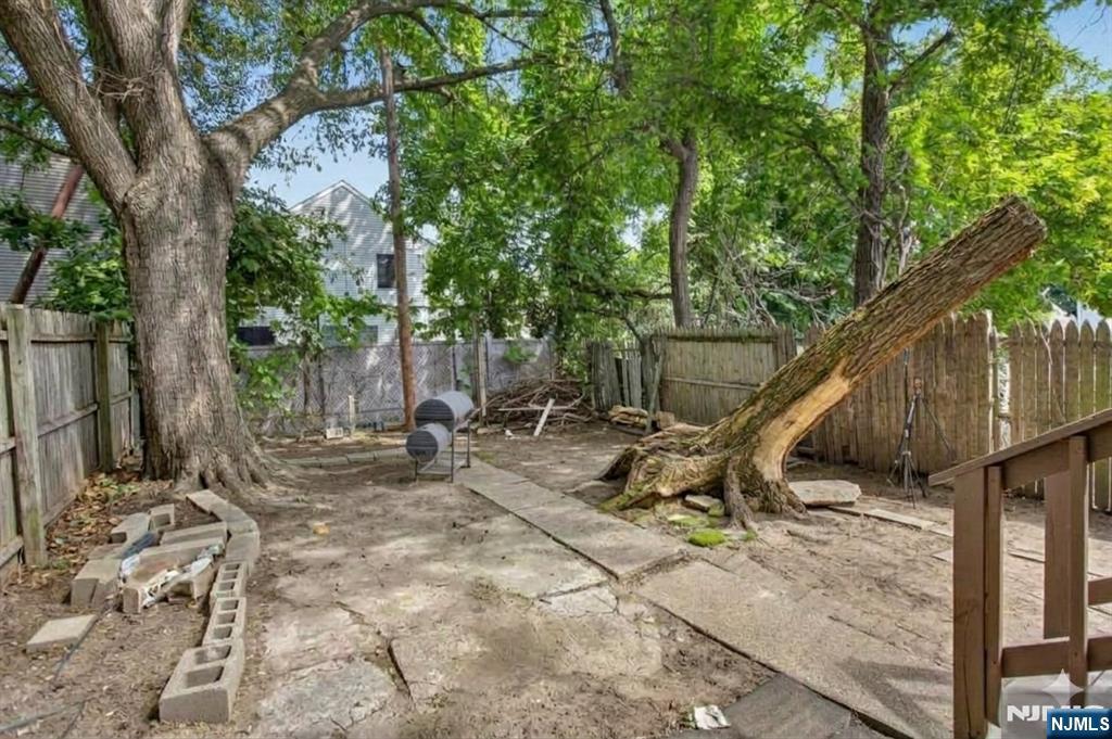 160 Fulton Avenue Property Photo 33